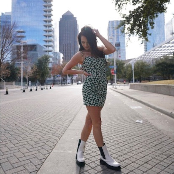 Checkered Mini Dress- Green - Picture 7 of 7